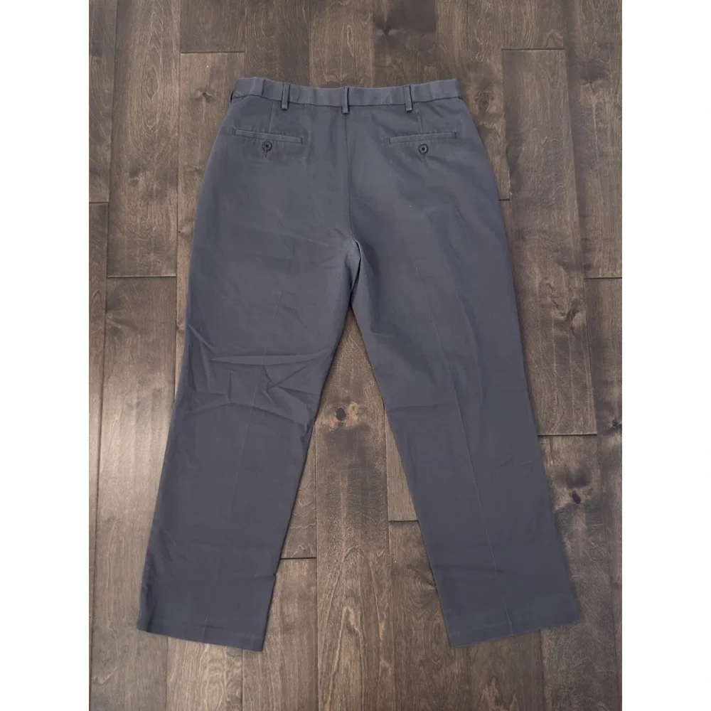 Haggar Premium Flat Front Cotton Khaki Pant Men Size 36X30 Grey Expandable Waist